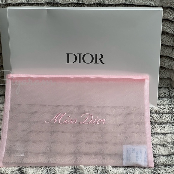 Dior Miss Dior pouch/ cosmetic bag/ wallet/ wallet